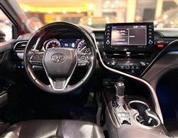 تۆیۆتا کامری